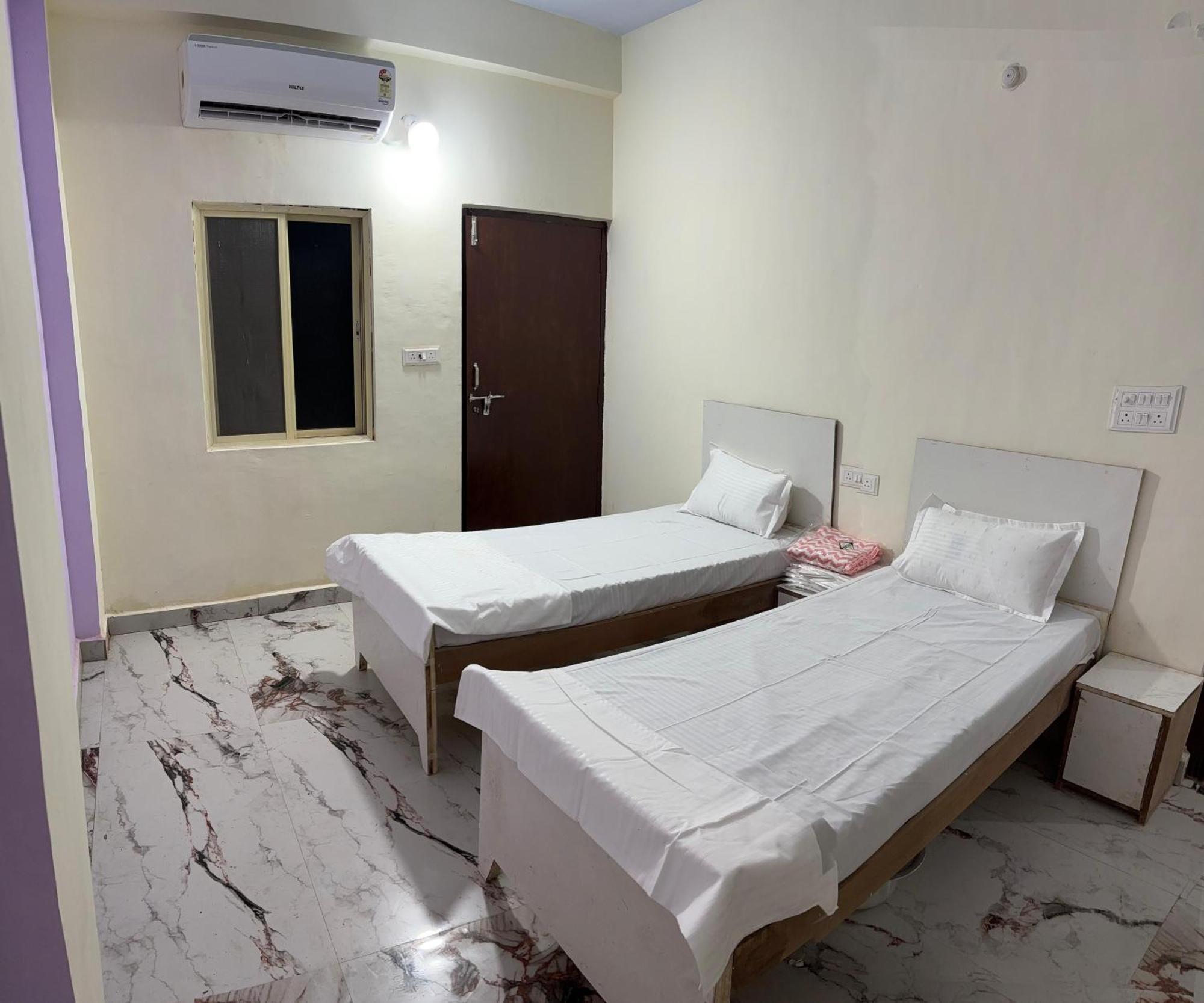 Bssn Guest House Gwalior Exterior foto