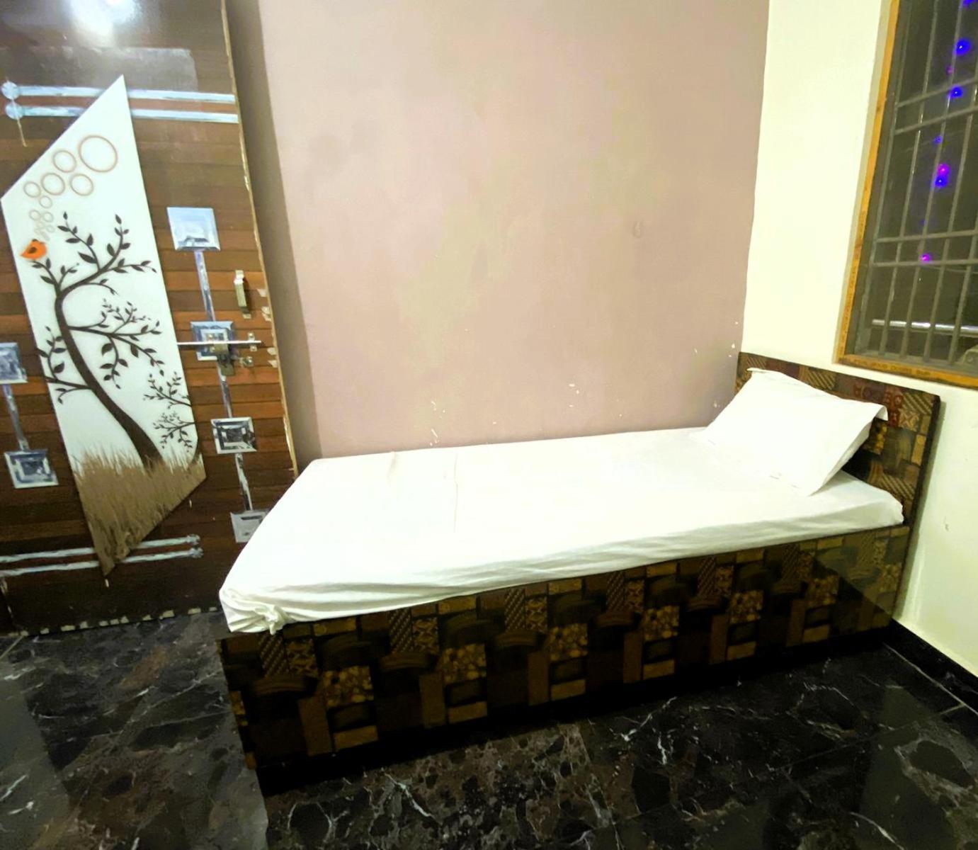 Bssn Guest House Gwalior Exterior foto